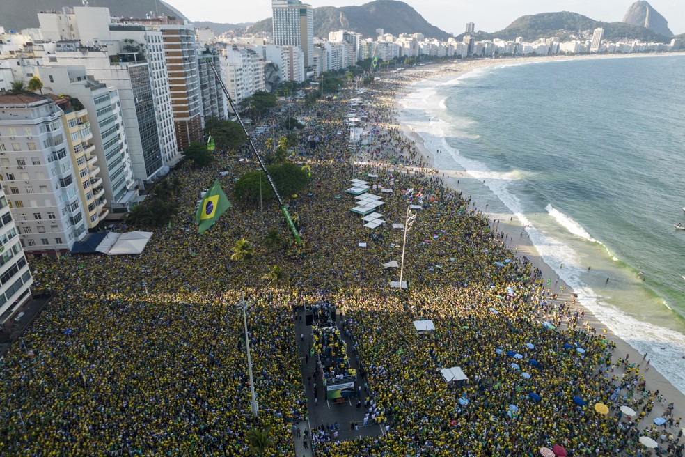 Ato pela Democracia deve reunir multidão em Copacabana
